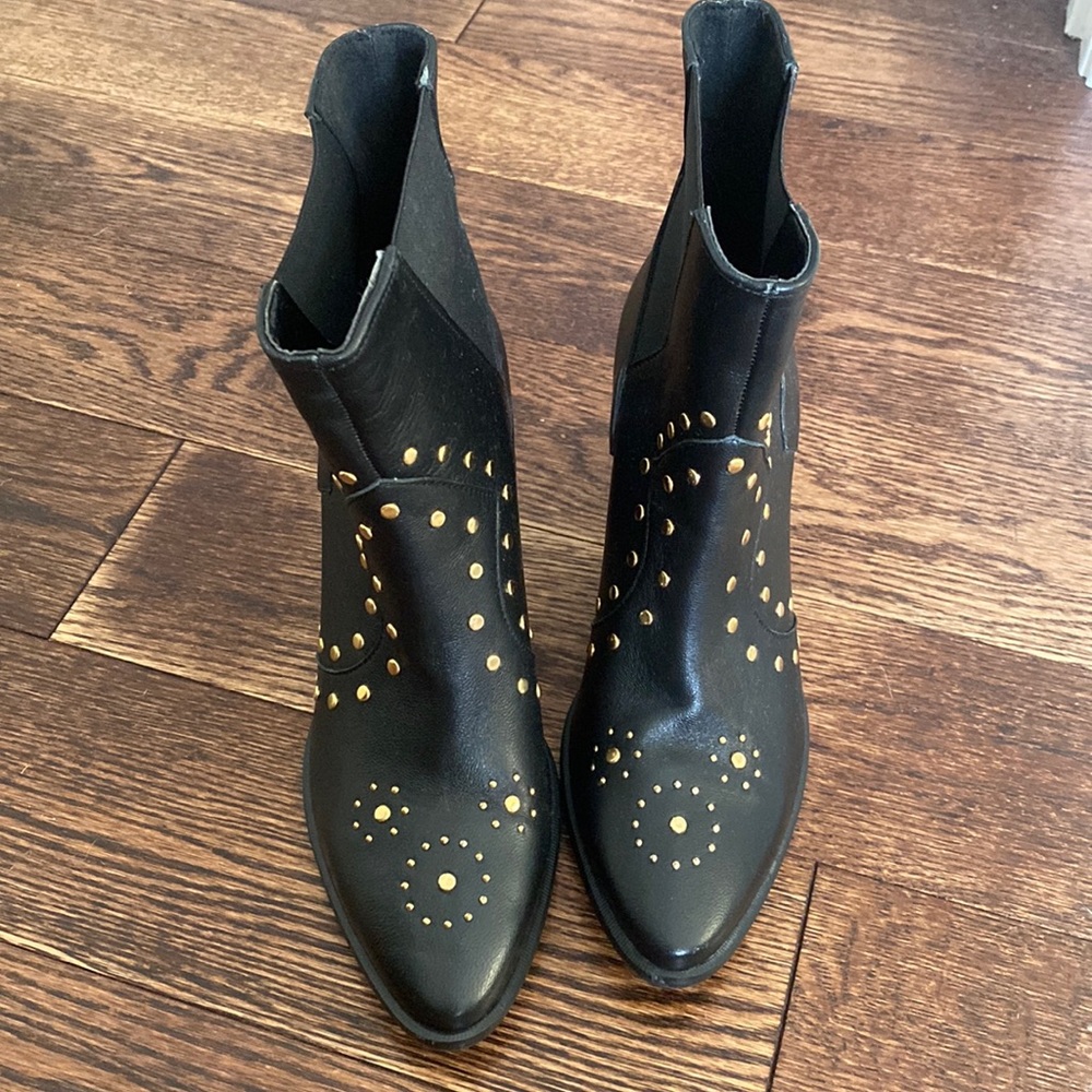 Carlo Rossetti booties